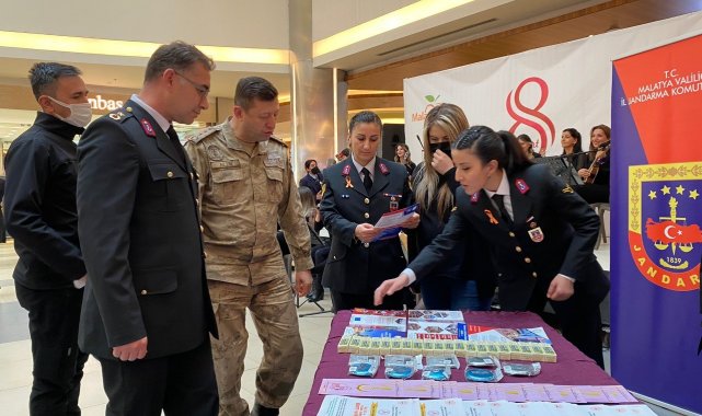 Kadın jandarmadan 8 Mart etkinliği