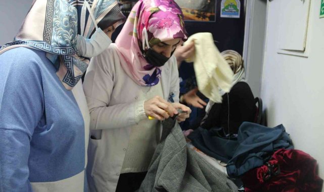 Kadınlar kendi kıyafetlerini tasarlıyor