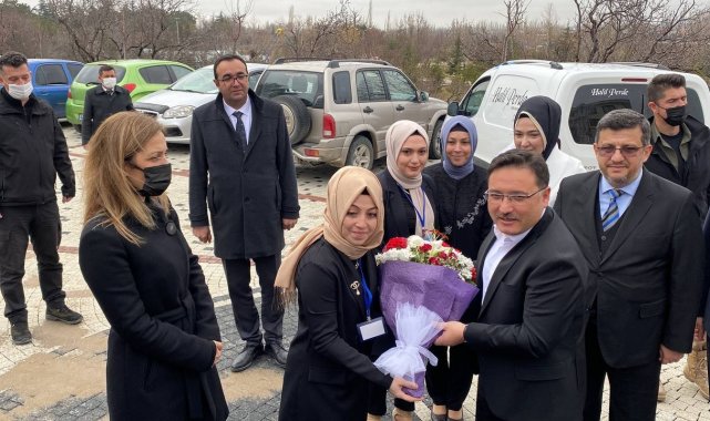 Kadınlar kültür evinde sadece üretime katılmıyor, sosyal yönden de gelişiyor