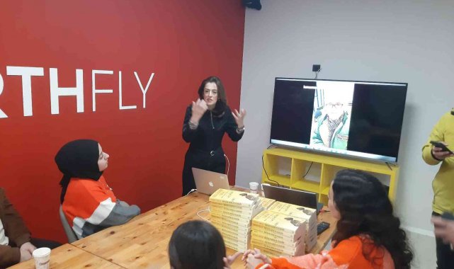 Kadınlara 8 Mart hediyesi havacılık tanıtımı