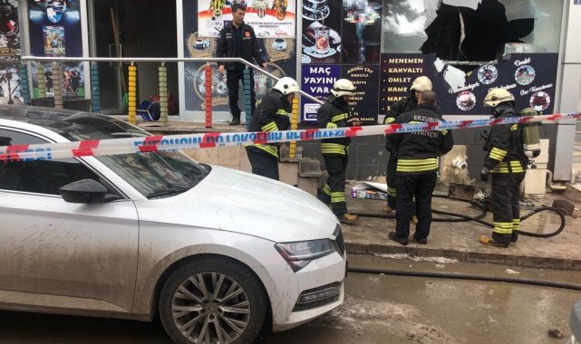 Kafede kızgın yağın bulunduğu fritöz bomba gibi patladı