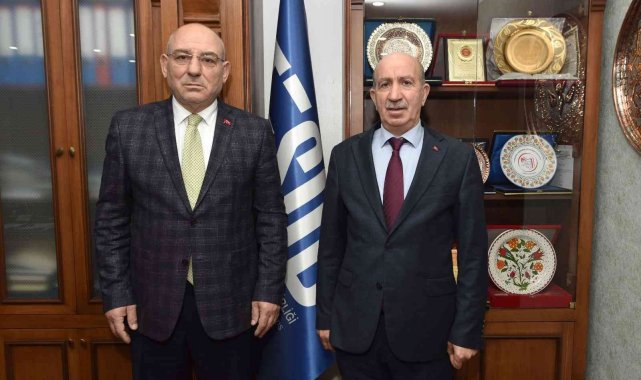 Kamyoncular nakliye sektörüne yönelik akaryakıtta ÖTV indirimi veya muafiyeti talep ediyor