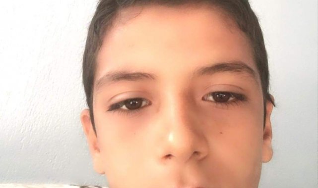 Kamyonetin çarptığı lise öğrencisi hayatını kaybetti