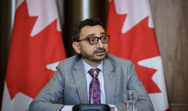 Kanada, Rus gemilerinin Kanada limanlarına girişini yasaklıyor