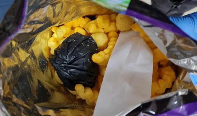 Kapalı cips paketinde zulalanmış uyuşturucu yakalandı