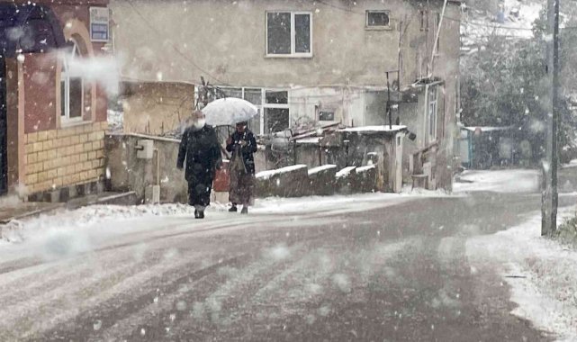 Kar Zonguldak'ta yeniden etkili oldu