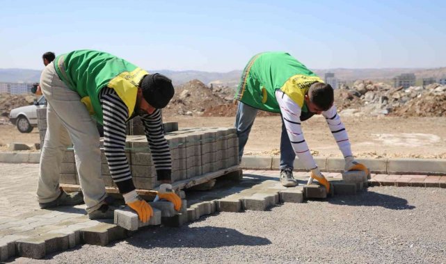 Karaköprü'de kilitli parke çalışması