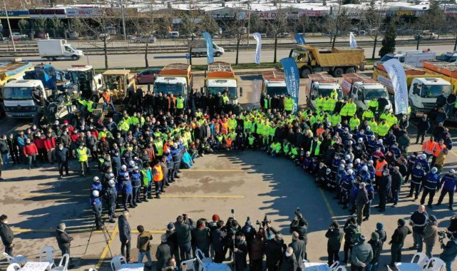 Karla mücadele ekipleri göreve hazır