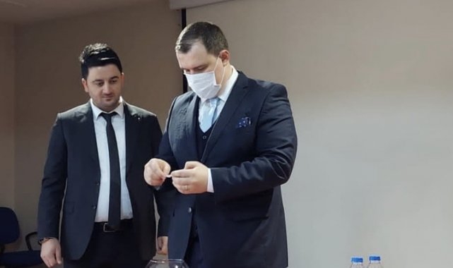 Kars&#039;ta buğday tohumu alacak çiftçiler kurayla belirlendi