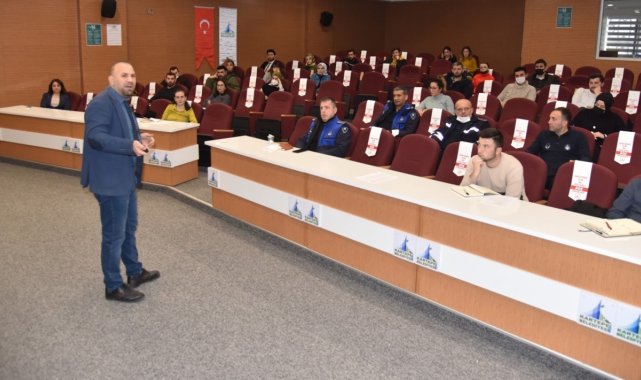 Kartepe Belediyesi personellerine eğitim verildi
