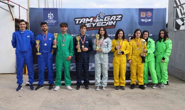 Karting Turnuvası'nda kupalar sahiplerini buldu