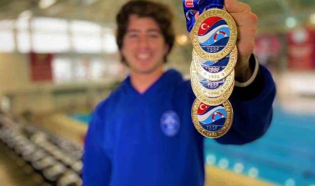 Katıldığı turnuvadan 5 altın madalya ve 2 Türkiye rekoruyla döndü