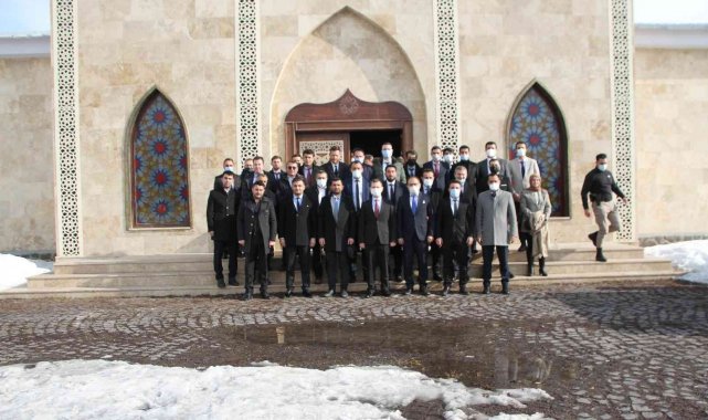 Kaymakam Demirer okul müdürleriyle bir araya geldi