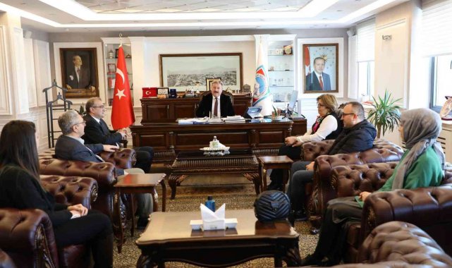 Kayseri Şehir Plancıları Odası&#039;ndan Başkan Palancıoğlu&#039;na ziyaret