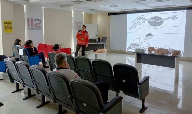 Kayseri&#039;de Acil Çağrı Merkezi çalışanlarına &#039;Temel İlkyardım Eğitimi&#039;