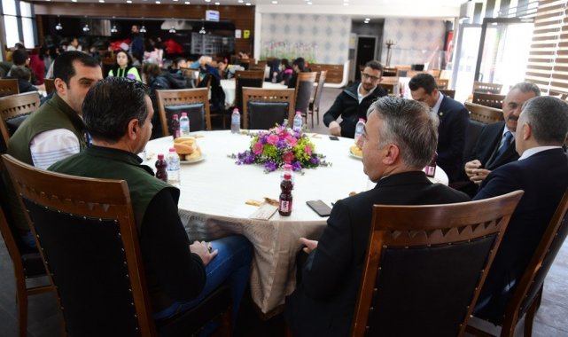 Kayseri'de öğrencilere balık ekmek ikram edildi