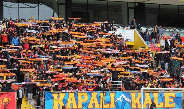 Kayserispor-Konyaspor maçını 7 bin 212 taraftar statta izledi