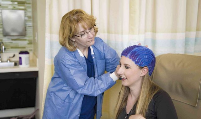 Kemoterapide saç dökülmesine karşı buzdan bere