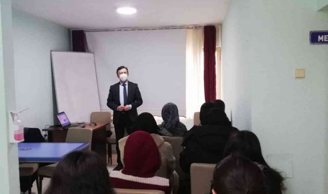 Kent Konseyi'nden KYK Yurdunda sıfır atık eğitimi