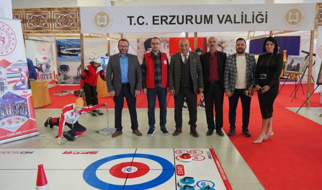 Kış ve buz sporları standına yoğun ilgi