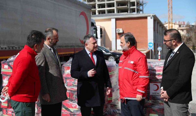 Kızılay, yardımları Ukrayna halkına ulaştırıyor
