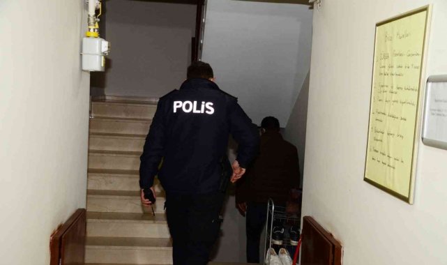 Kocaeli'de aranan 22 şahıs yakalandı