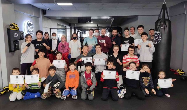 Komisyon önünde ter döken sporcular yeni kuşaklarına kavuştu