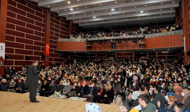 Konya Büyükşehir ilçelerde kültür hayatına katkı sağlıyor