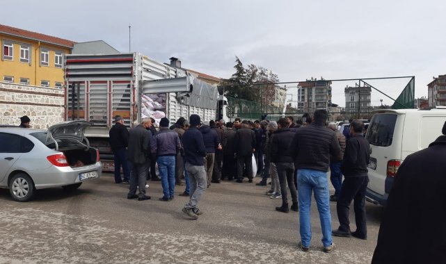 Konya&#039;da çiftçiye sertifikalı nohut tohumu desteği