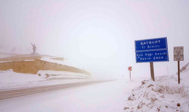 Kop dağında kar ve tipi ulaşımı olumsuz etkiliyor