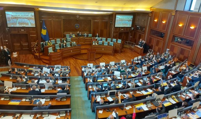 Kosova Meclisi, Rusya'nın Ukrayna'ya saldırısını kınayan kararı onayladı
