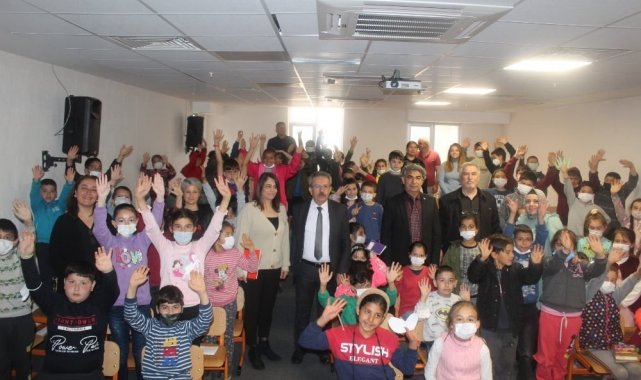 Köyceğiz&#039;de Yazar Siyami Yozgat öğrencilerle buluştu