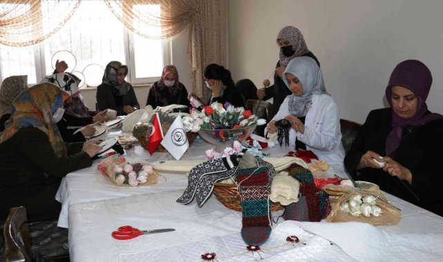 Koyun yünleri kadınların eliyle değerleniyor