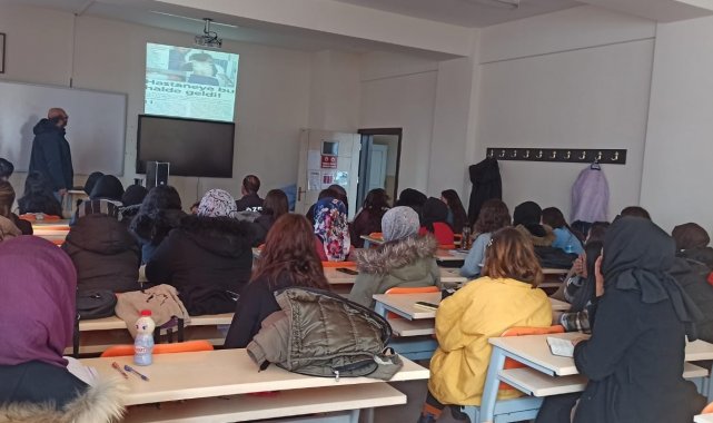 Kozaklı MYO öğrencilerine 'Halk Eğitim Kursları' verildi