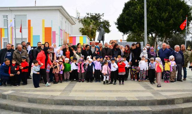 Kreş öğrencileri 70'li yılları canlandırdı