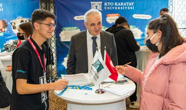 KTO Karatay Üniversitesi tanıtım günlerinde üniversite adaylarıyla buluştu
