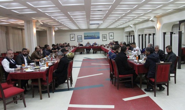 Küçükmeral 'Adayım' dedi