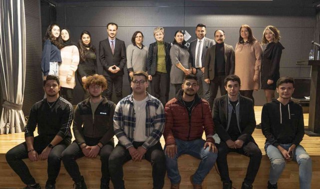 KÜN'de 'İstiklal'den İstikbal'e semineri ilgi gördü