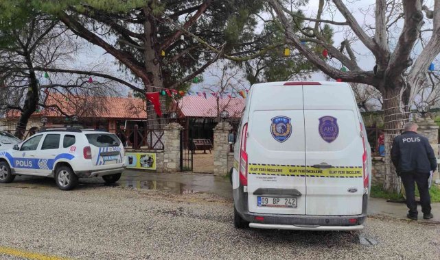 Kuşadası eski belediye başkanı Özer Kayalı'ya silahlı saldırı