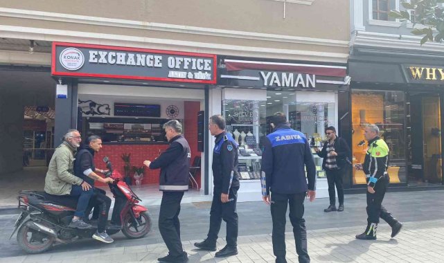 Kuşadası'nda polis ve zabıtadan motosiklet denetimi