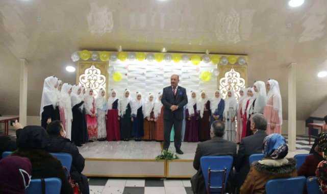 Kütahya Fuat Paşa Kız Kur'an Kursunda Hafızlığa Geçiş Töreni