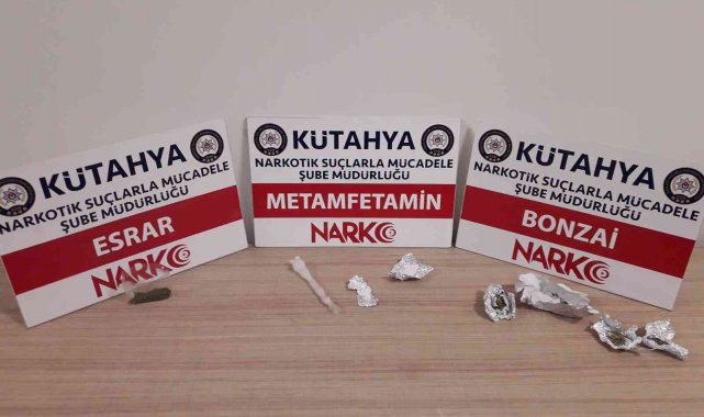 Kütahya&#039;da uyuşturucu operasyonu: 3 gözaltı