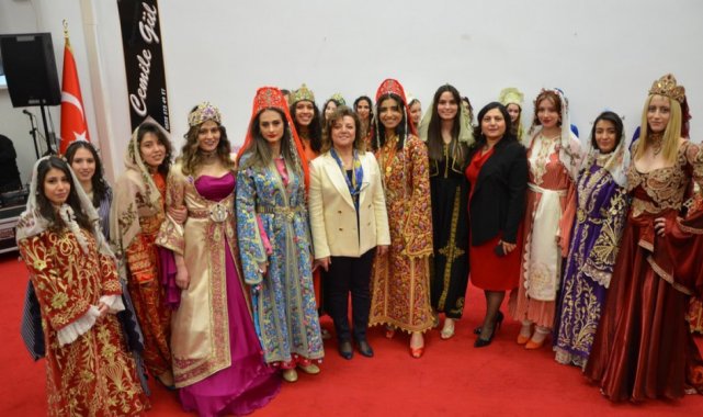 Kütahya'nın geleneksel kıyafetleri DPÜ'de sergilendi