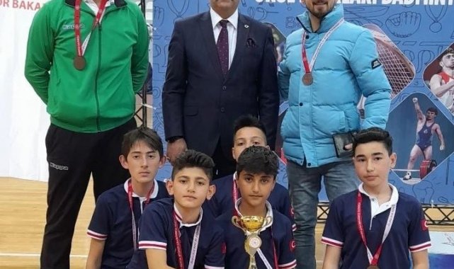 Kuyucaklı sporcular Türkiye üçüncüsü oldu