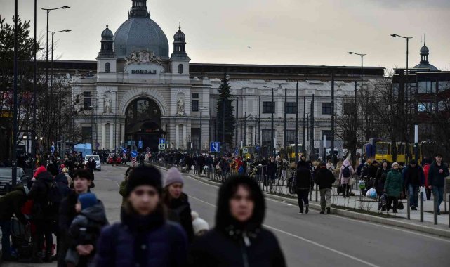 Lviv tren istasyonu umudun ve hüznün simgesi