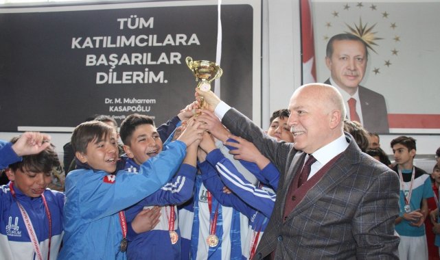 Mahallede Maç Var'ın şampiyonu Gençlik Spor