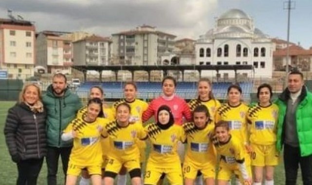 Malatya Kadın Futbol Takımı ikide iki yaptı