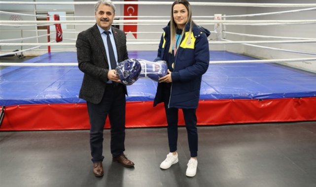 Malatyalı boksör Hatice Akbaş'ın Avrupa Şampiyonluğu sevinci