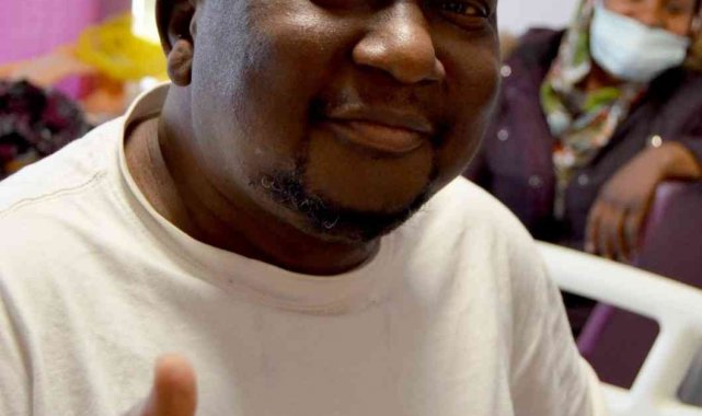 Mali&#039;li Diakite ülkesinden 4 bin 900 km uzaklıkta yeniden yürümeye başladı