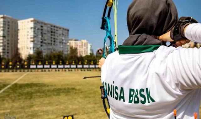 Manisa Büyükşehir&#039;in okçusu Antalya&#039;dan madalyayla döndü